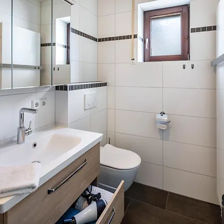 Fewo Kirchheim Apartment *